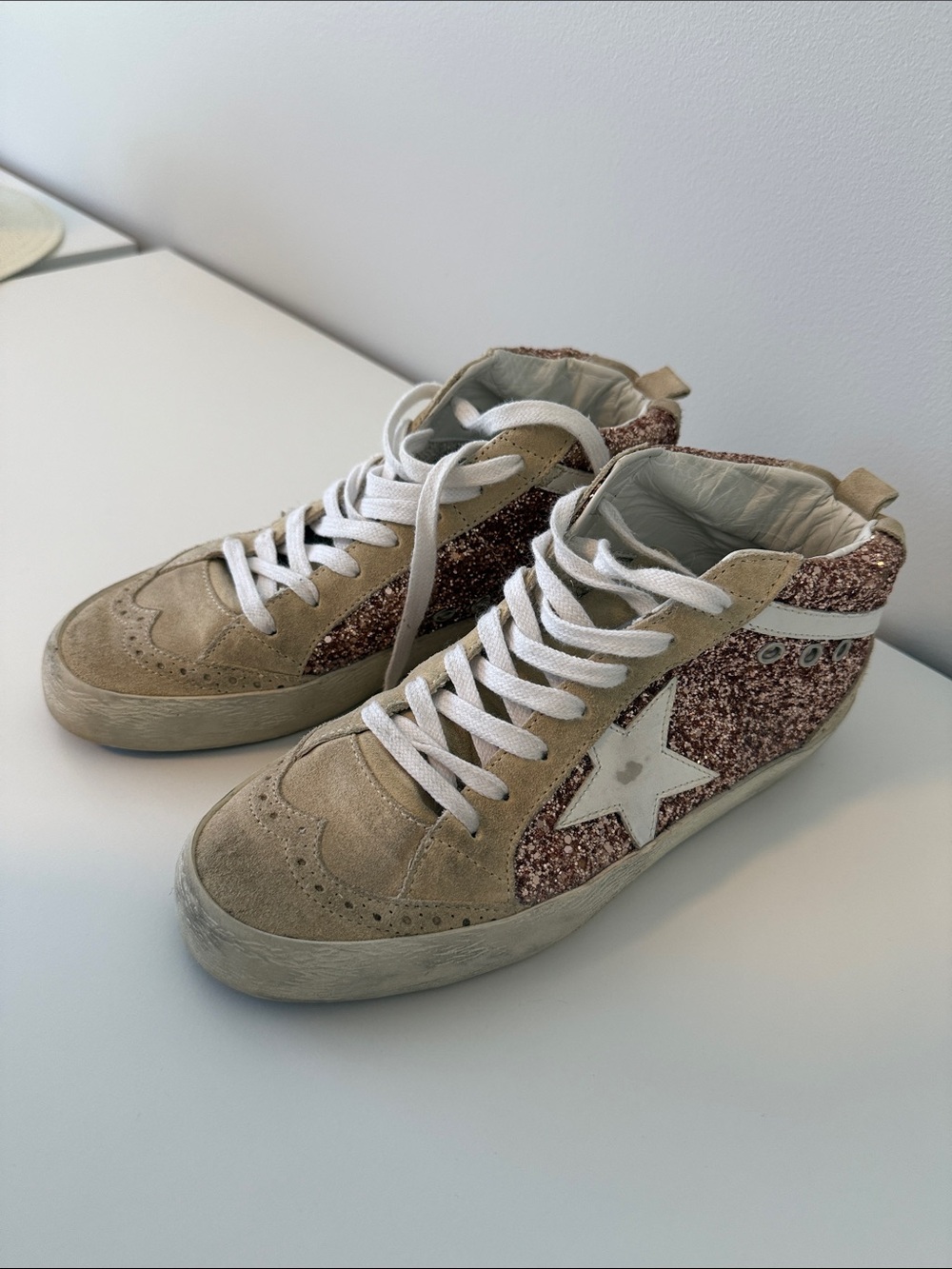 Glitter High-Top Sneaker with White Star - Rose Gold-LIKE NEW - Picture 4 of 4